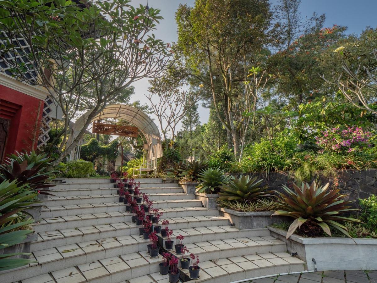 The Village Resort Bogor Exterior photo